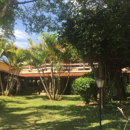 Confortavel Casa De Campo Em Condominio Fechado Águas de Lindóia Dış mekan fotoğraf