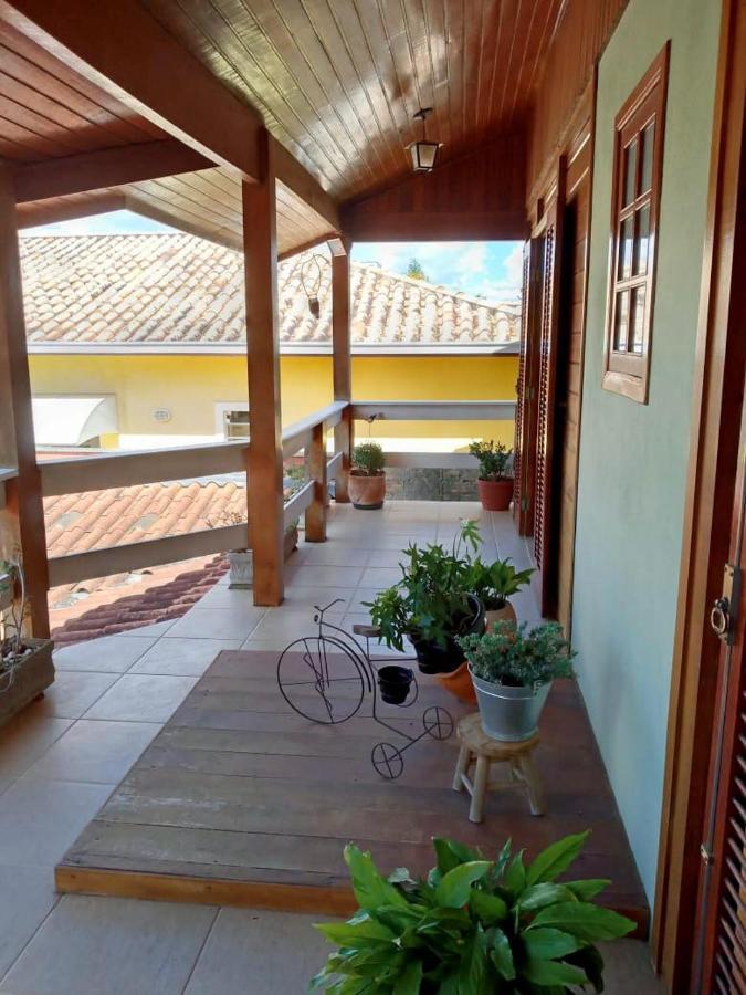 Confortavel Casa De Campo Em Condominio Fechado Águas de Lindóia Dış mekan fotoğraf